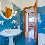 펜션 Casa Maddalena Al Mare 600m From Sea - Happy *