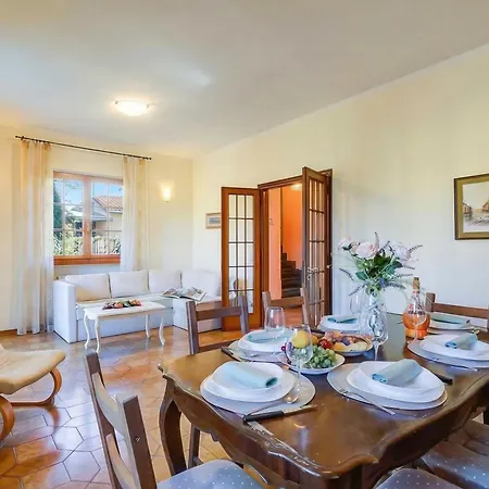 Holiday home Casa Maddalena Al Mare 600m From Sea - Happy