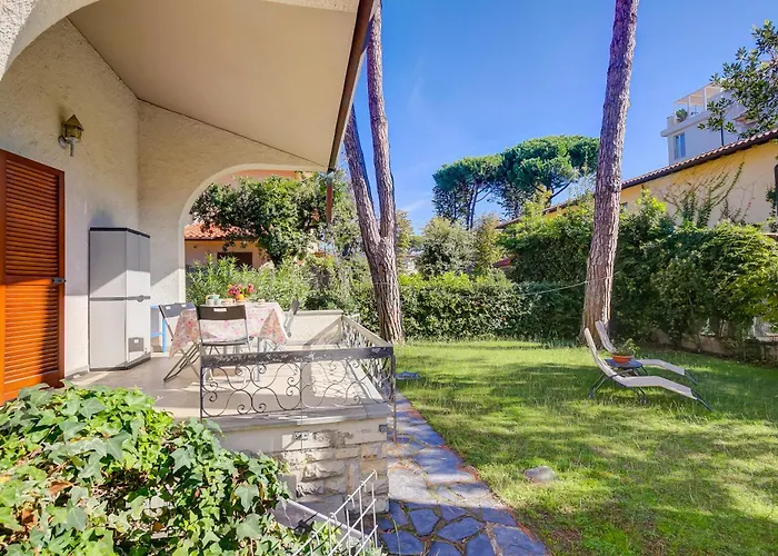 Casa Maddalena Al Mare 600m From Sea - Happy Marina di Pietrasanta