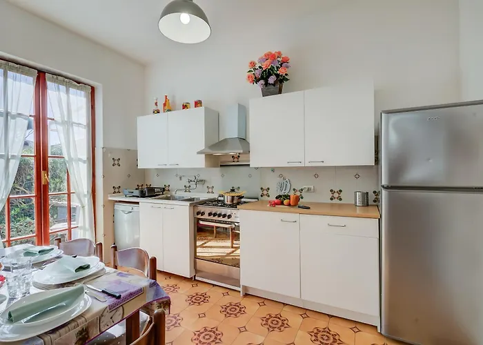 Vakantiehuis Casa Maddalena Al Mare 600m From Sea - Happy